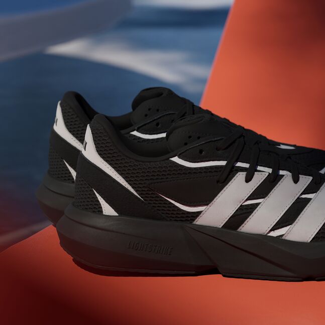 LIGHTBLAZE CBLACK/MSILVE/CBLACK