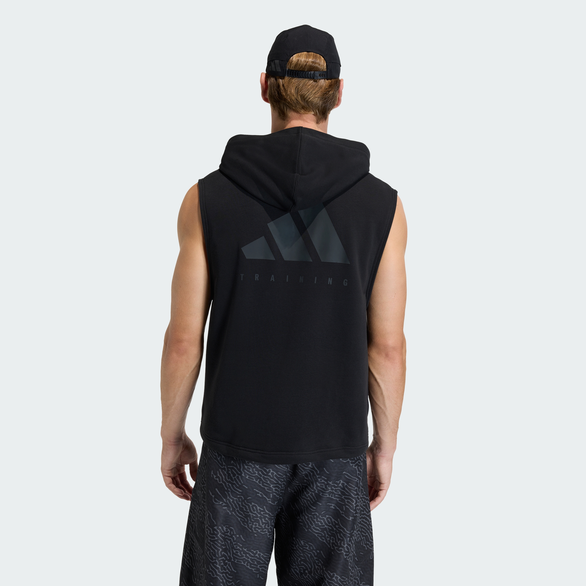 DROP ARMS HOOD BLACK