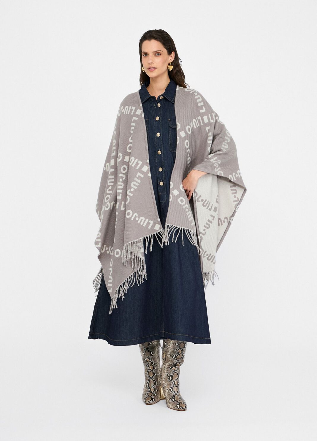 CLOACK/PONCHO