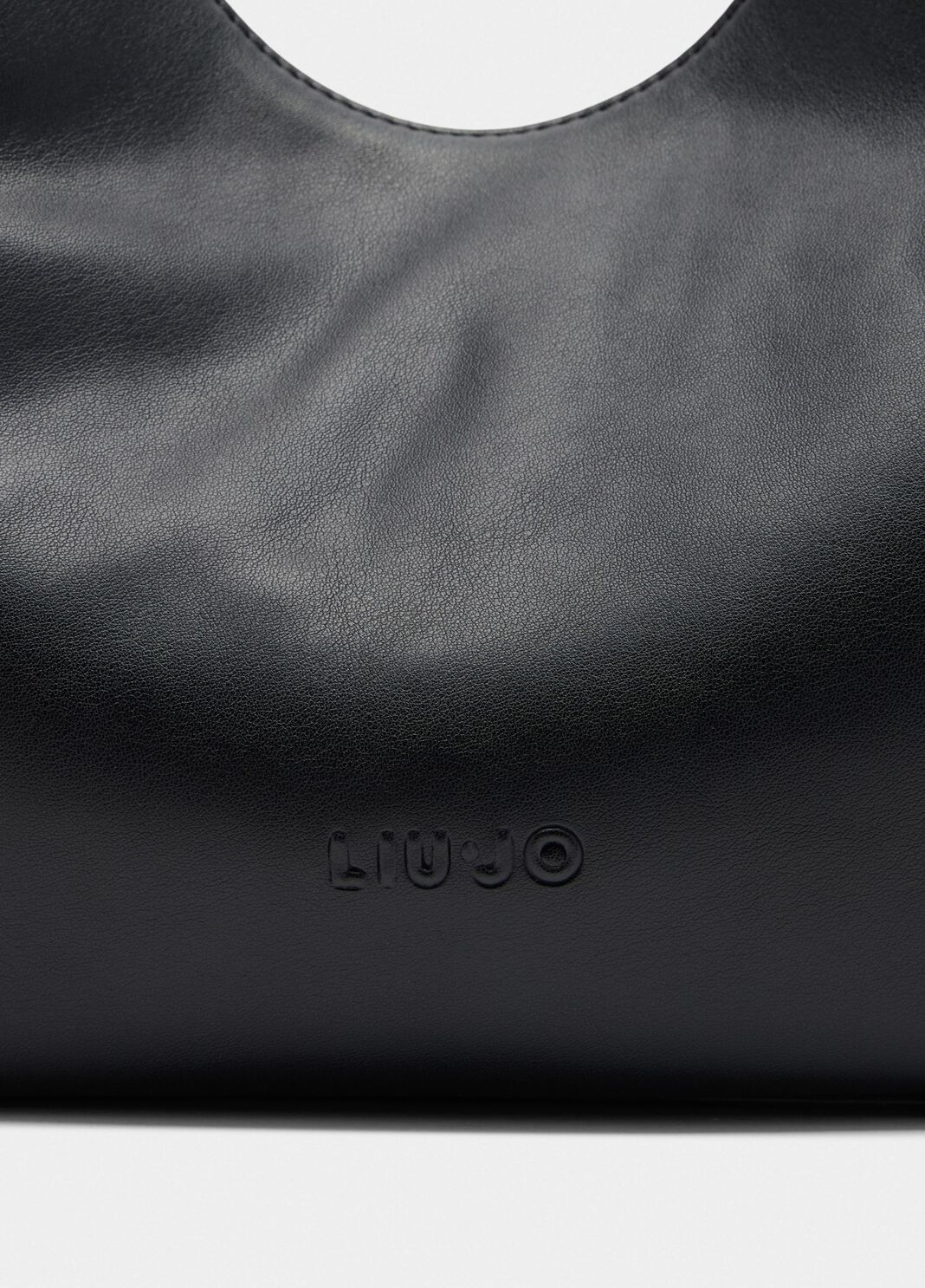 Large hobo bag with chain