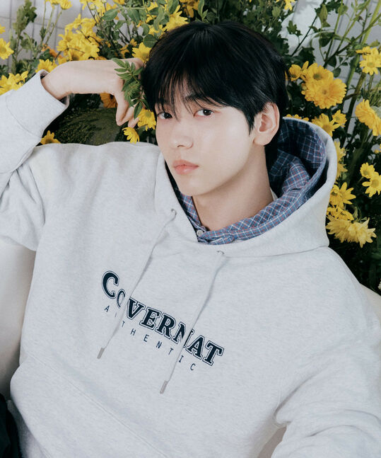 Center Logo Hoodie Heather Gray / Subin's Wearing /