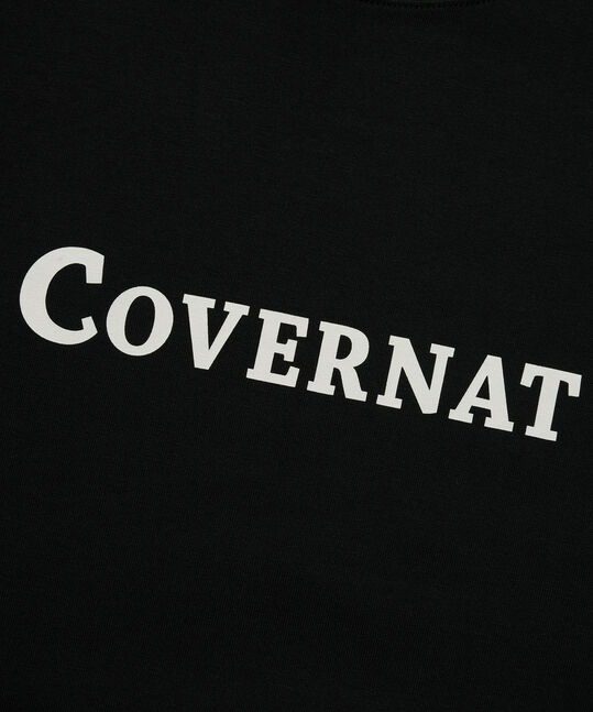 Center logo t-shirt in black