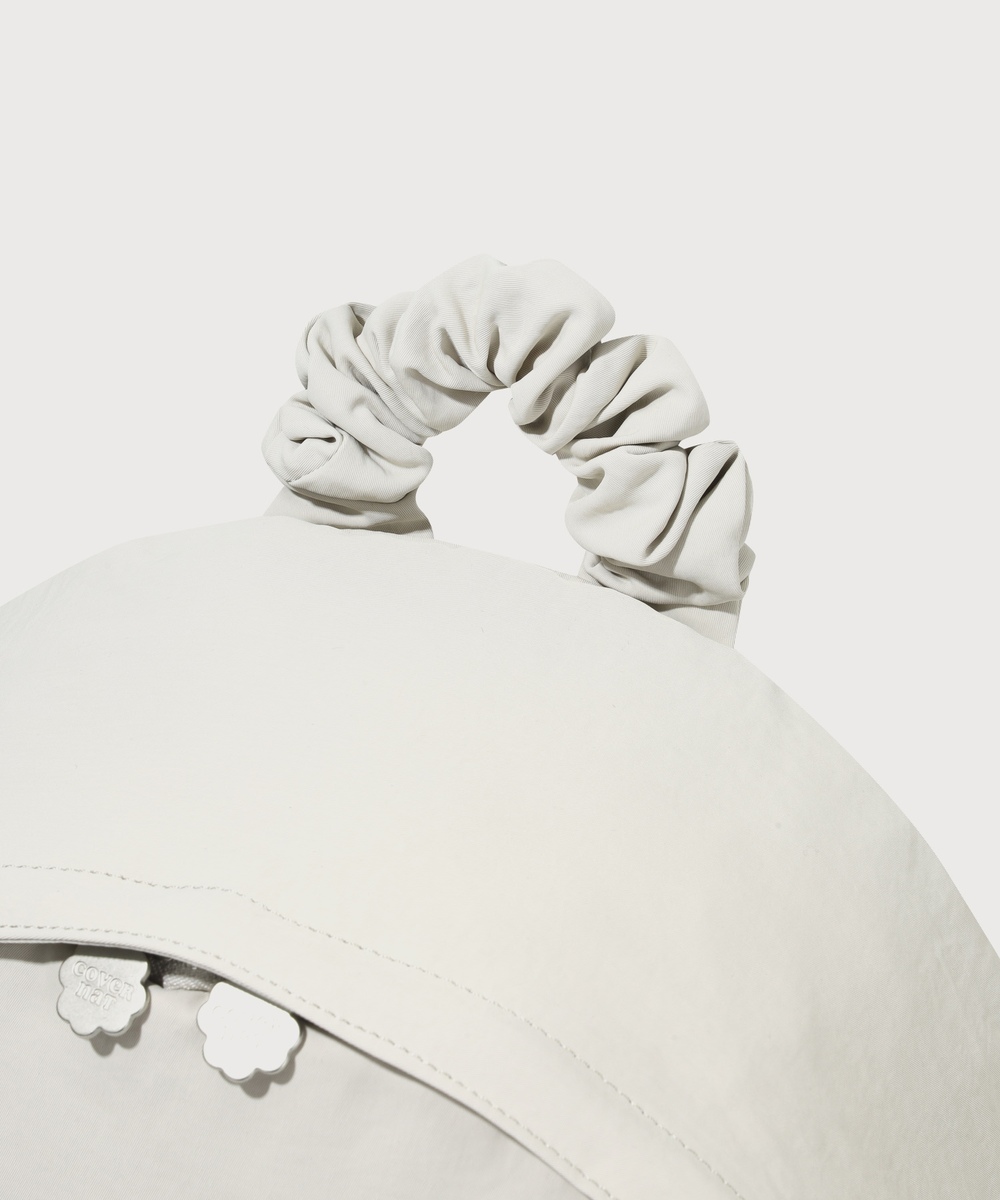 Women's Clover Heart Shirring Nylon Backpack Beige