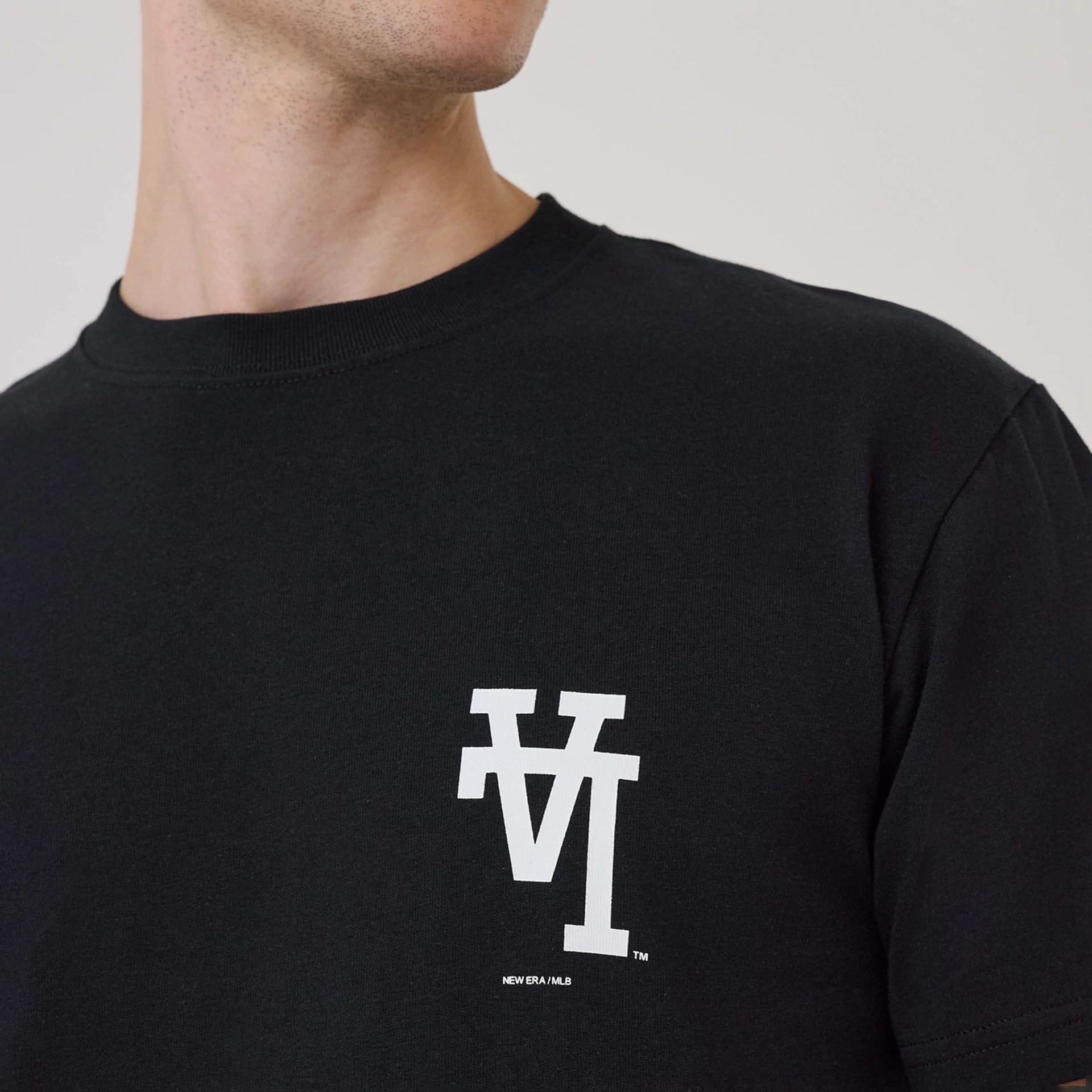 MESH FOOTBALL JERSEY BLK INTL