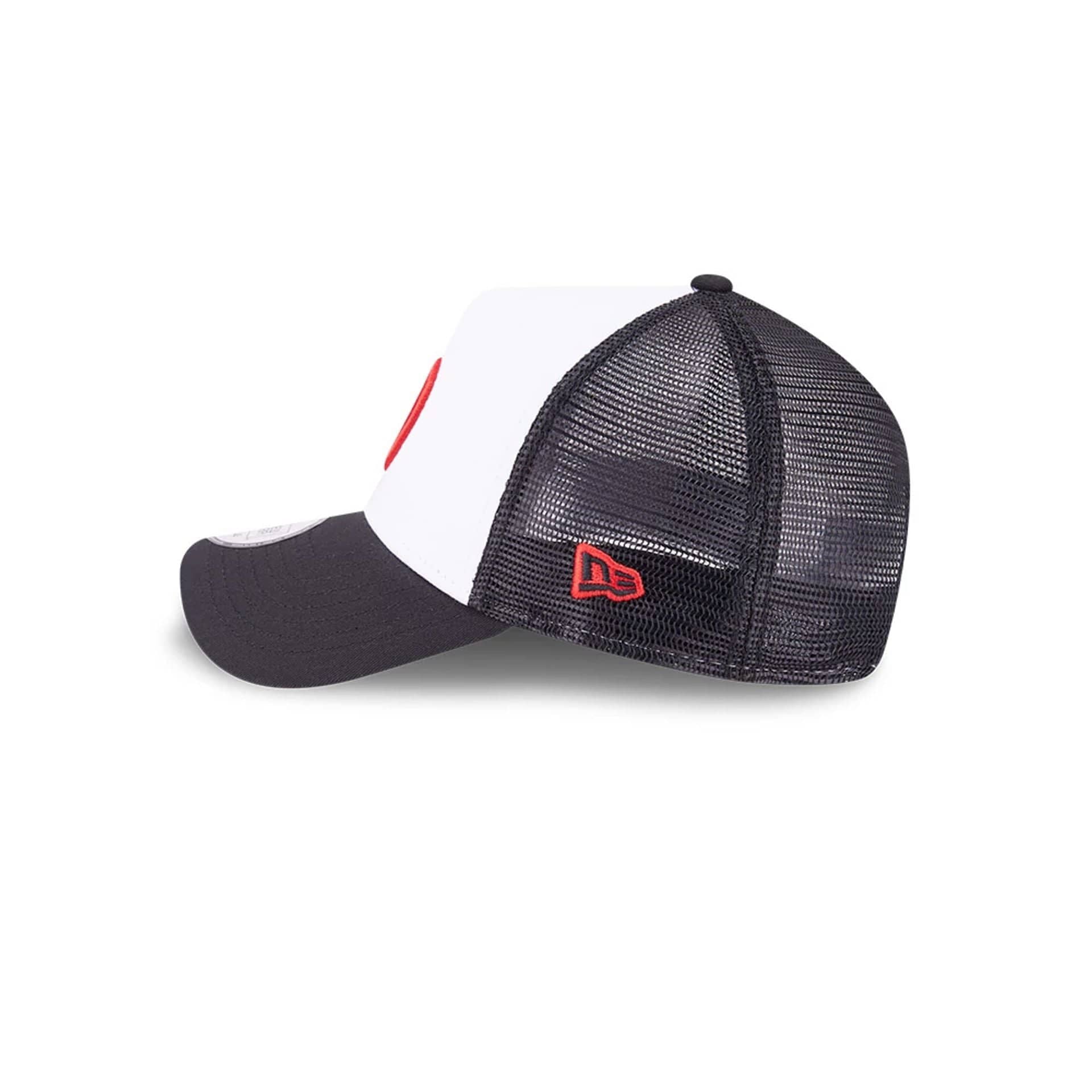 HAAS EF TRUCKER C/O HAASF1  BLKWHI