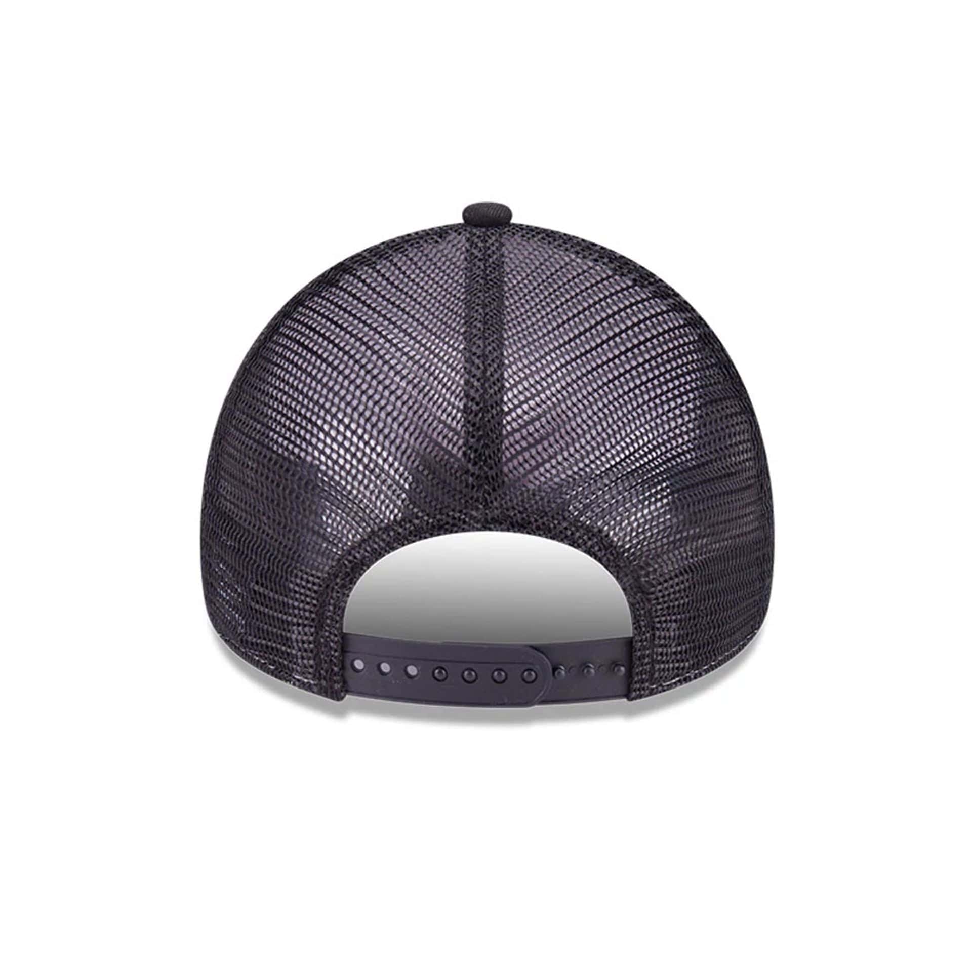 HAAS EF TRUCKER C/O HAASF1  BLKWHI