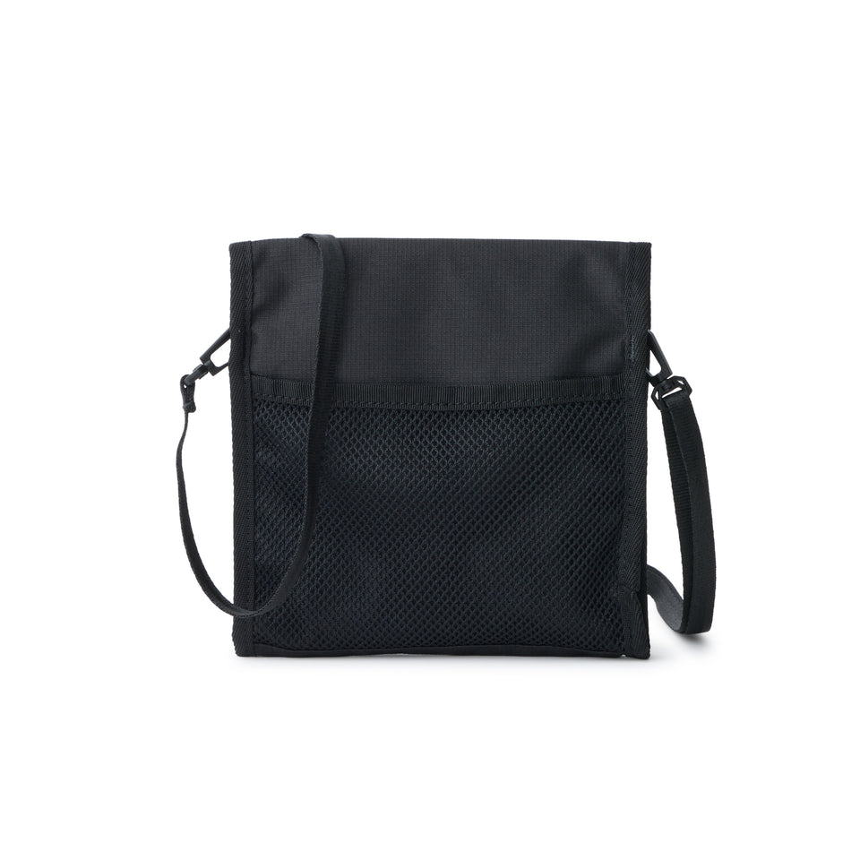 SQUARE NECK POUCH NE LOGO BLK REF INTL