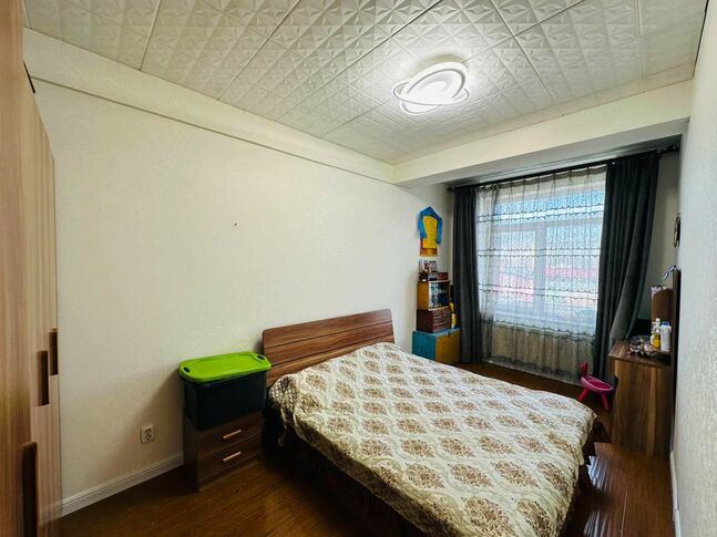 2 өрөө байр түрээслүүлнэ