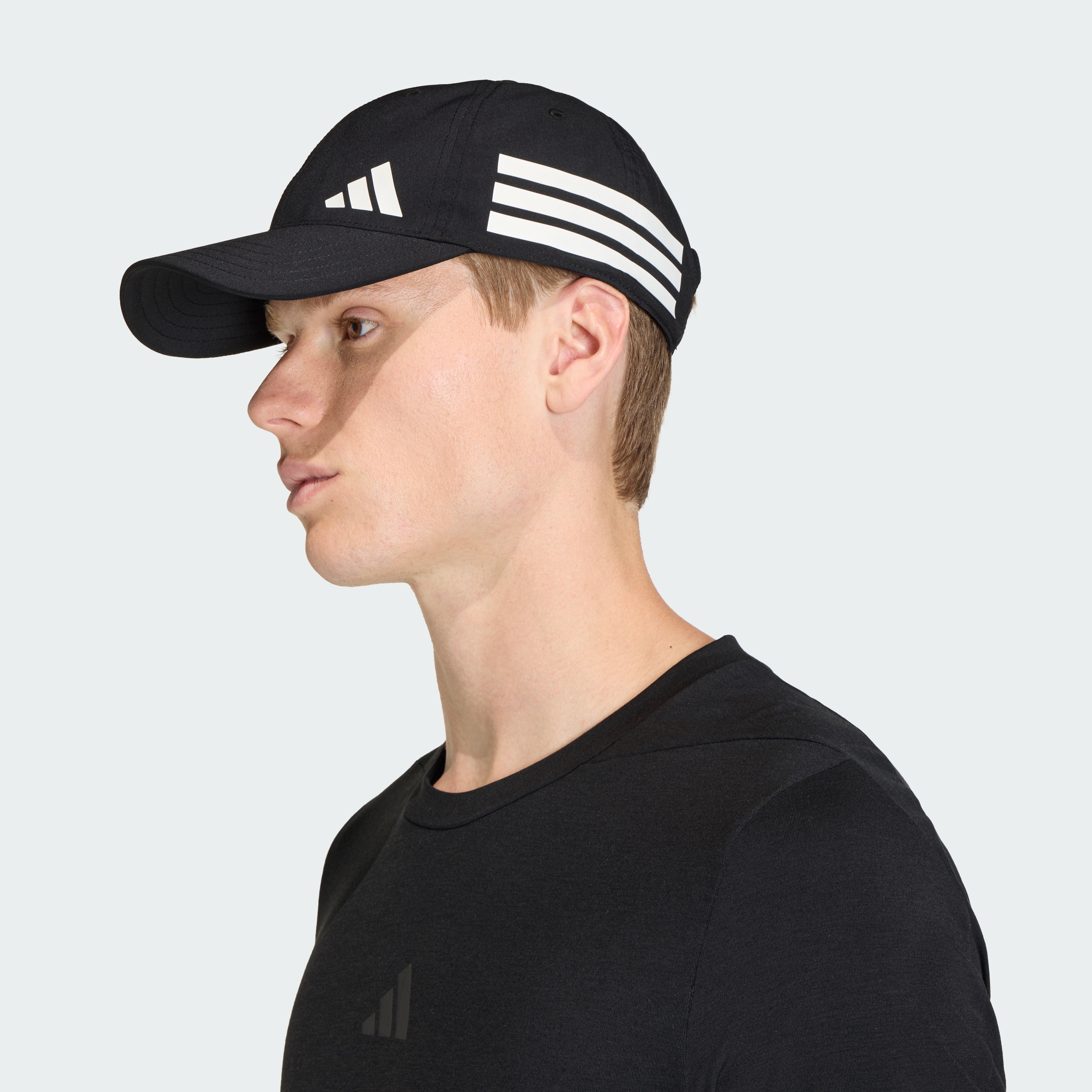 3S TR ESS CAP BLACK/WHITE