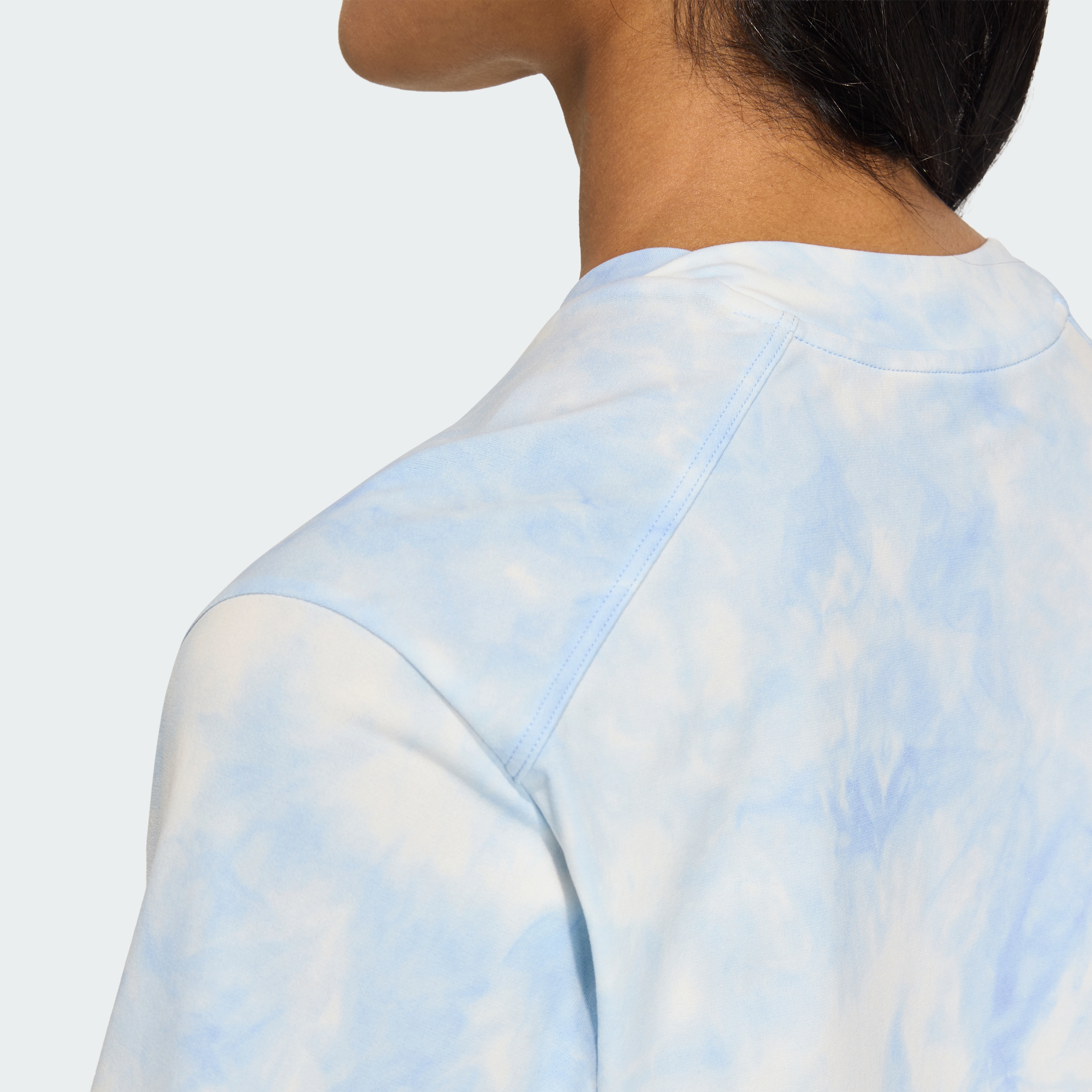 W MT TEE SD WHITE/GLOBLU