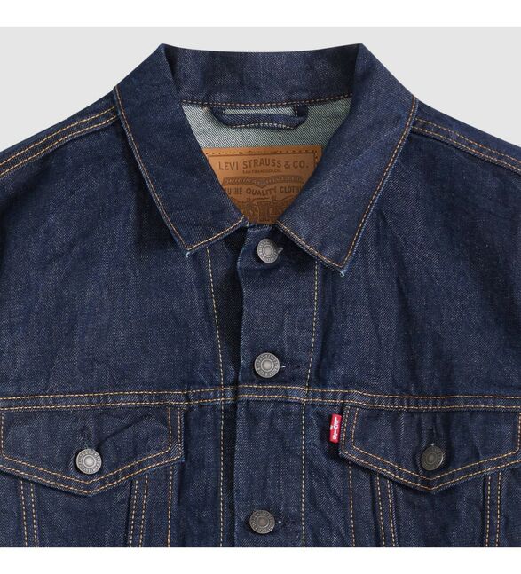 THE TRUCKER JACKET WASH IT OUT RINSE T