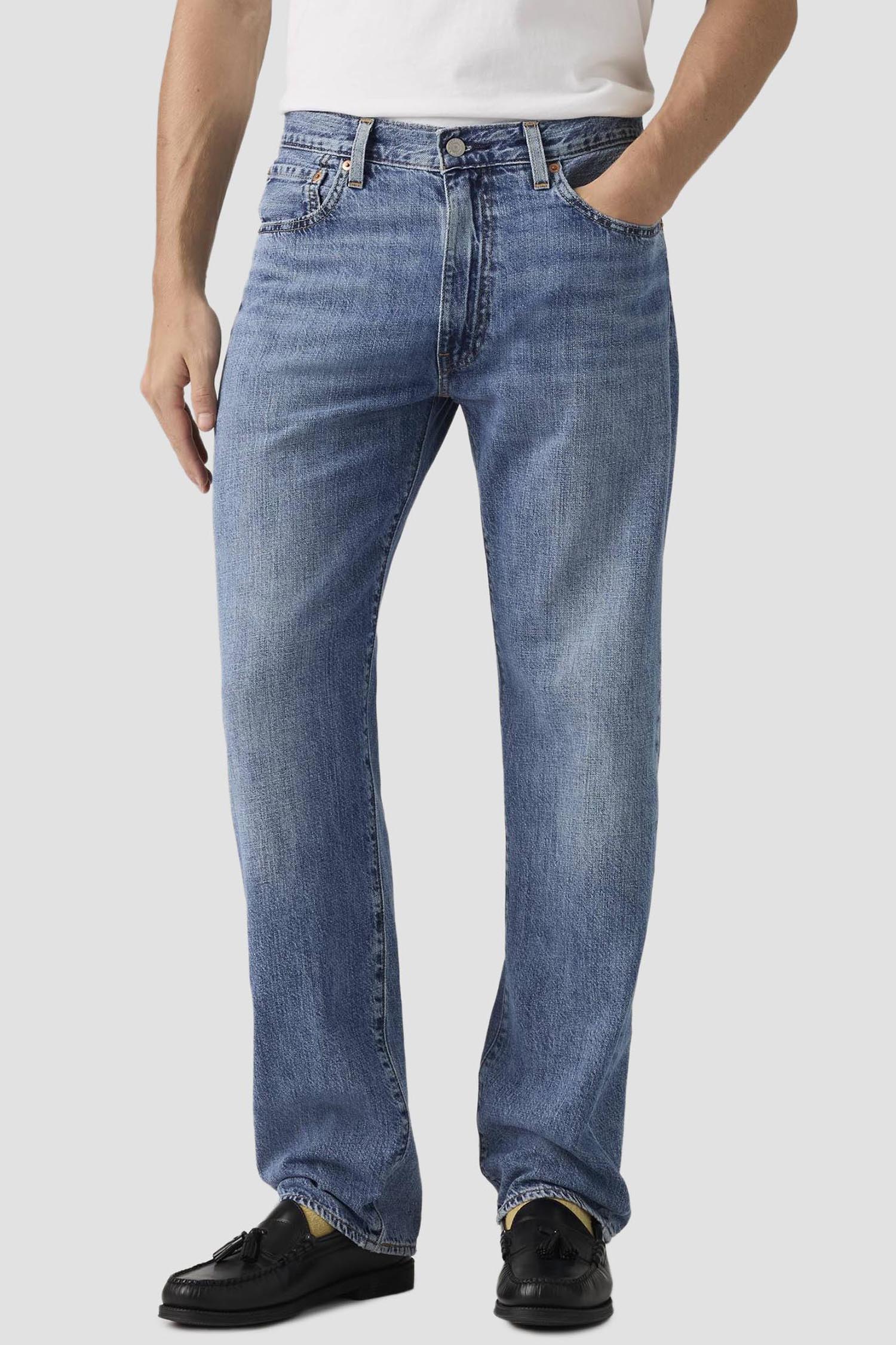 555 RELAXED STRAIGHT TIMELESS