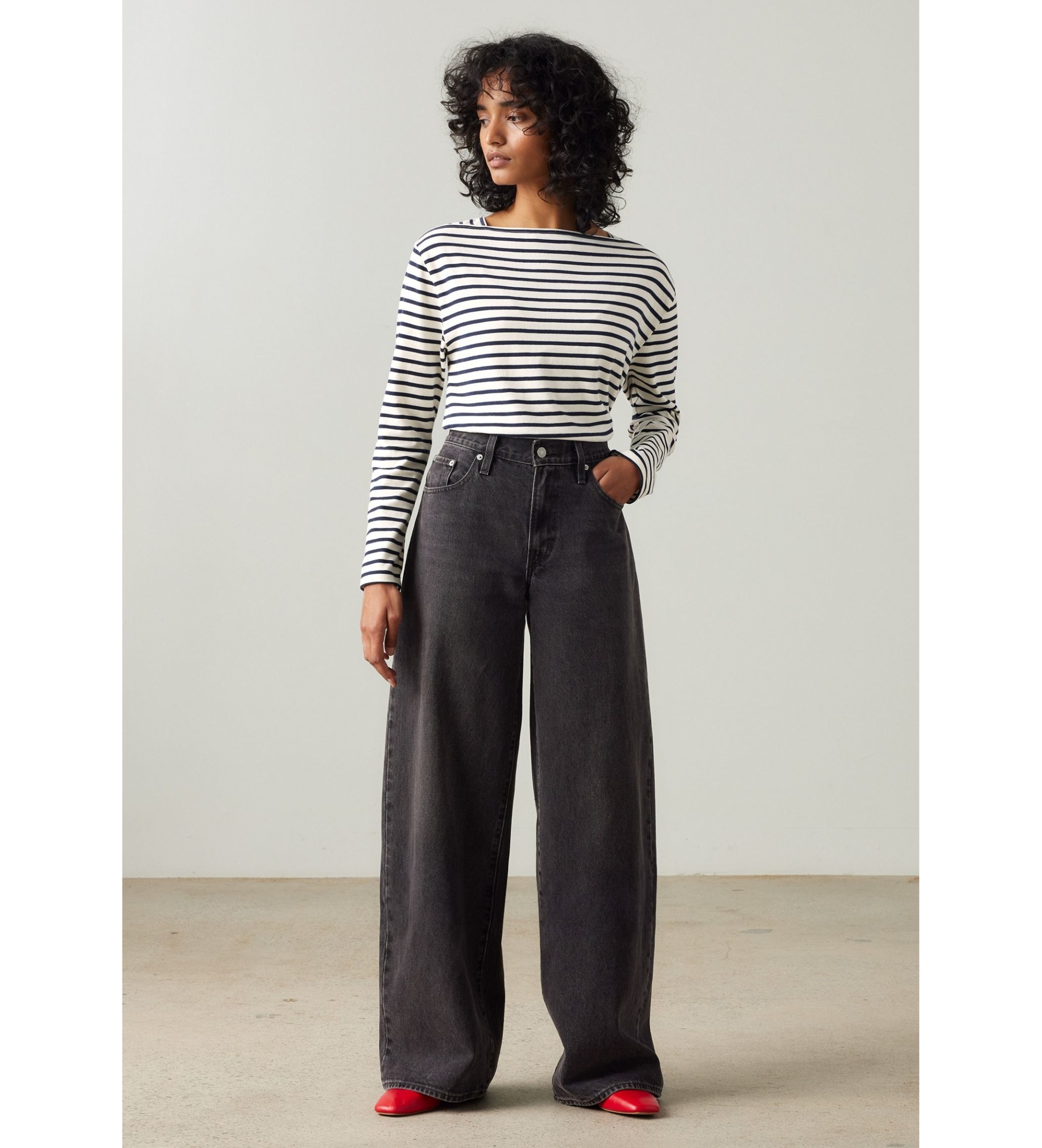 XL STRAIGHT INFLUENTIAL LADY