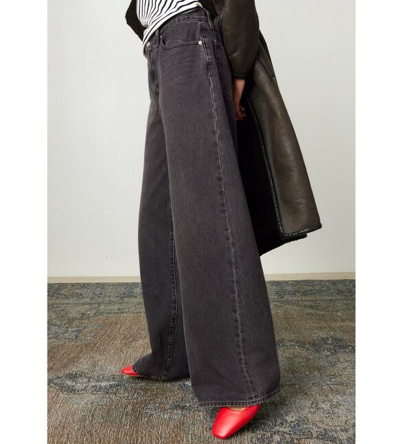 XL STRAIGHT INFLUENTIAL LADY