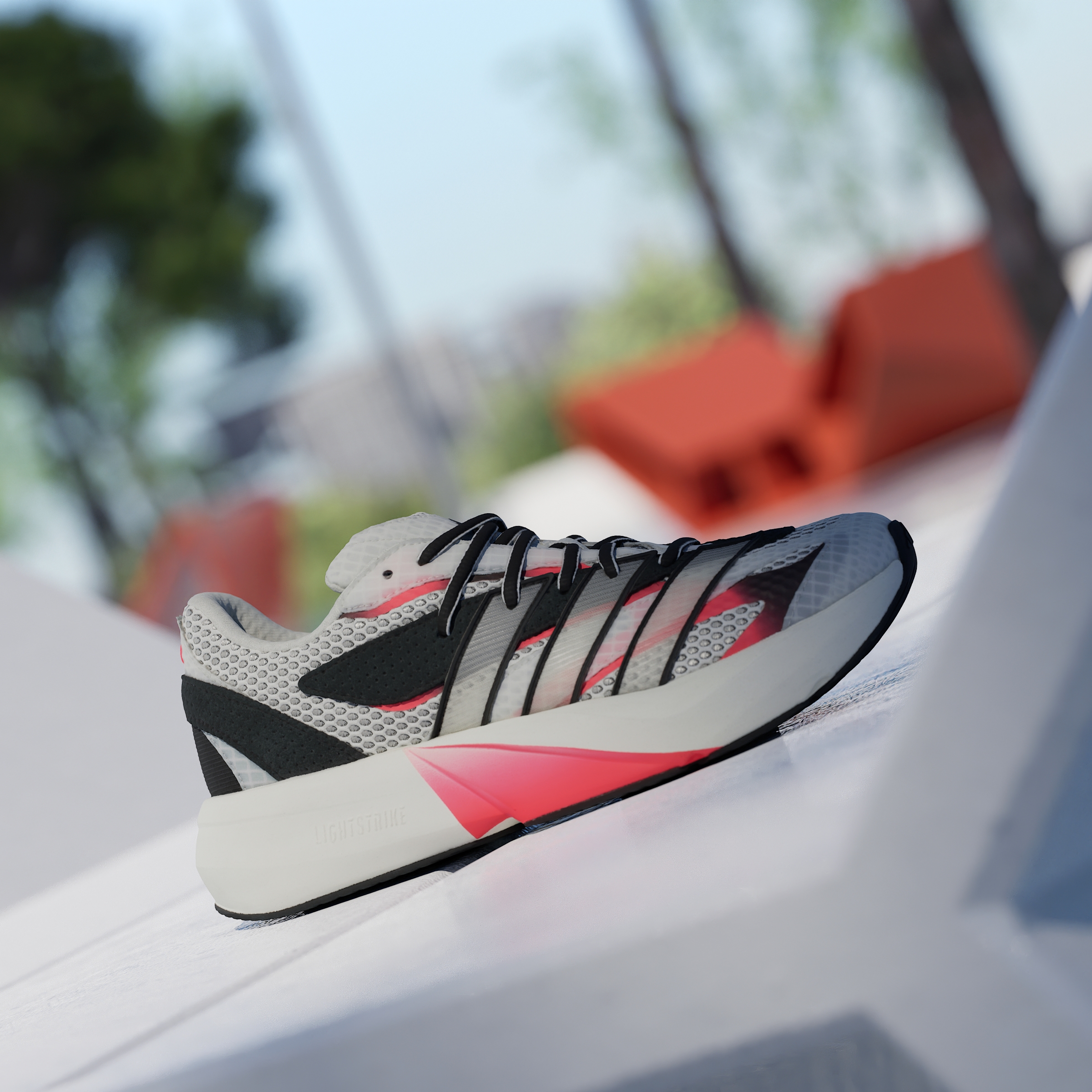 LIGHTBLAZE OWHITE/OWHITE/LUCRED