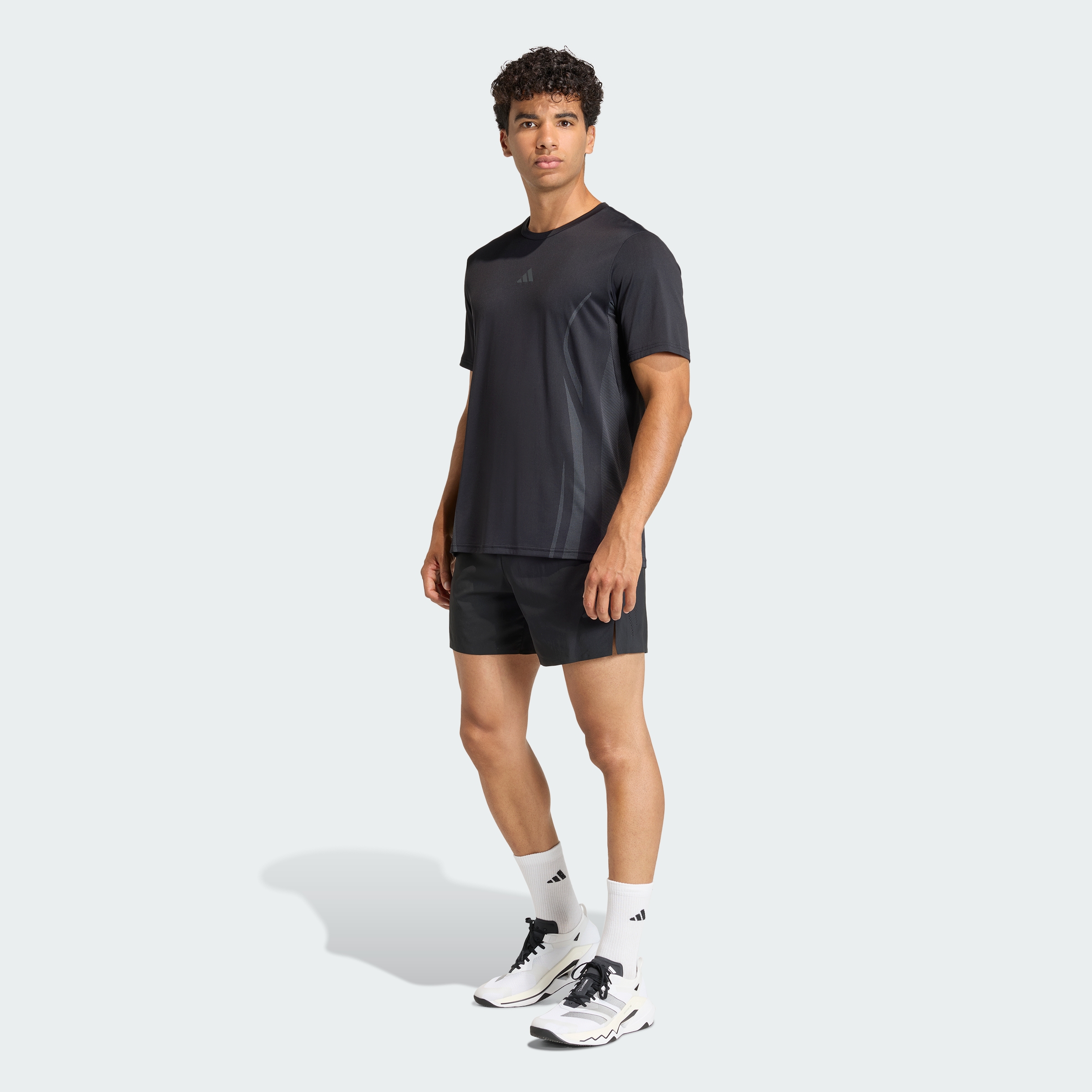 AIRCHILL SHORT BLACK