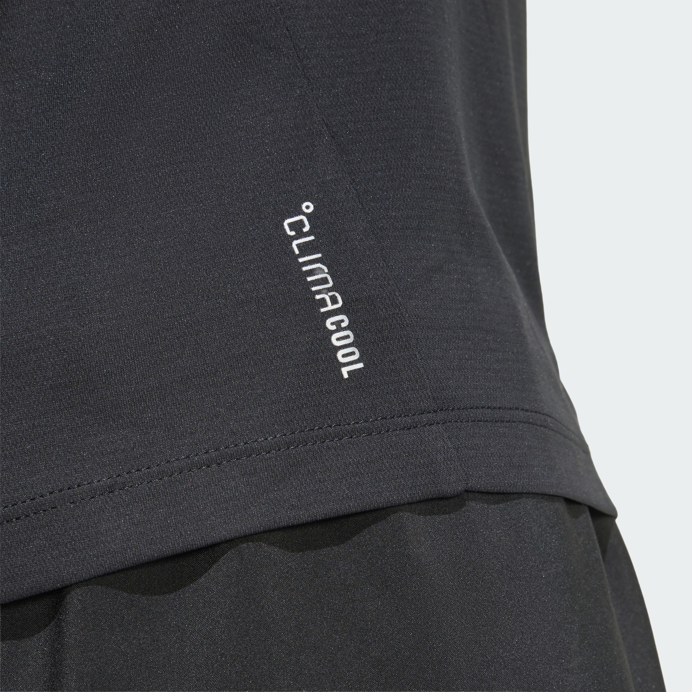 Run Ess Tee M BLACK