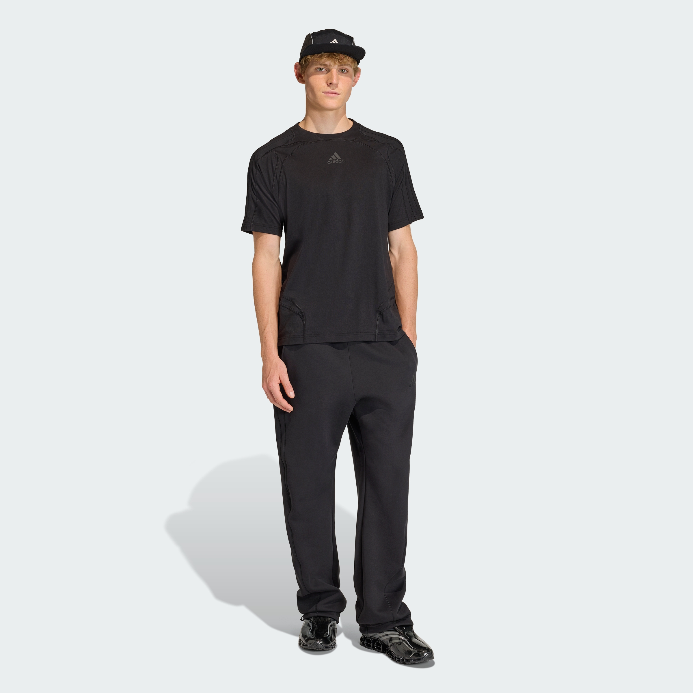 CUTLINE CO TEE BLACK