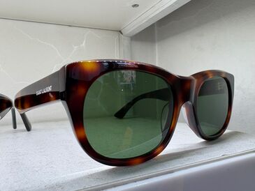 Нарны шил Saint Laurent