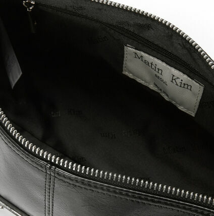 BUCKLE STRAP SHOULDER BAG