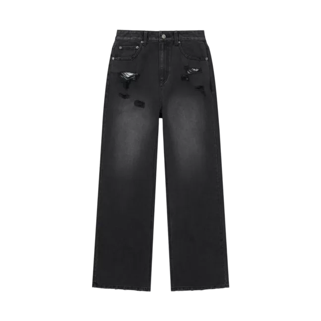 BACK POCKET PATCH DESTROYED DENIM PANTS