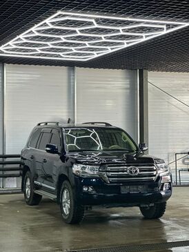 Toyota Land Cruiser 200 2018/2019