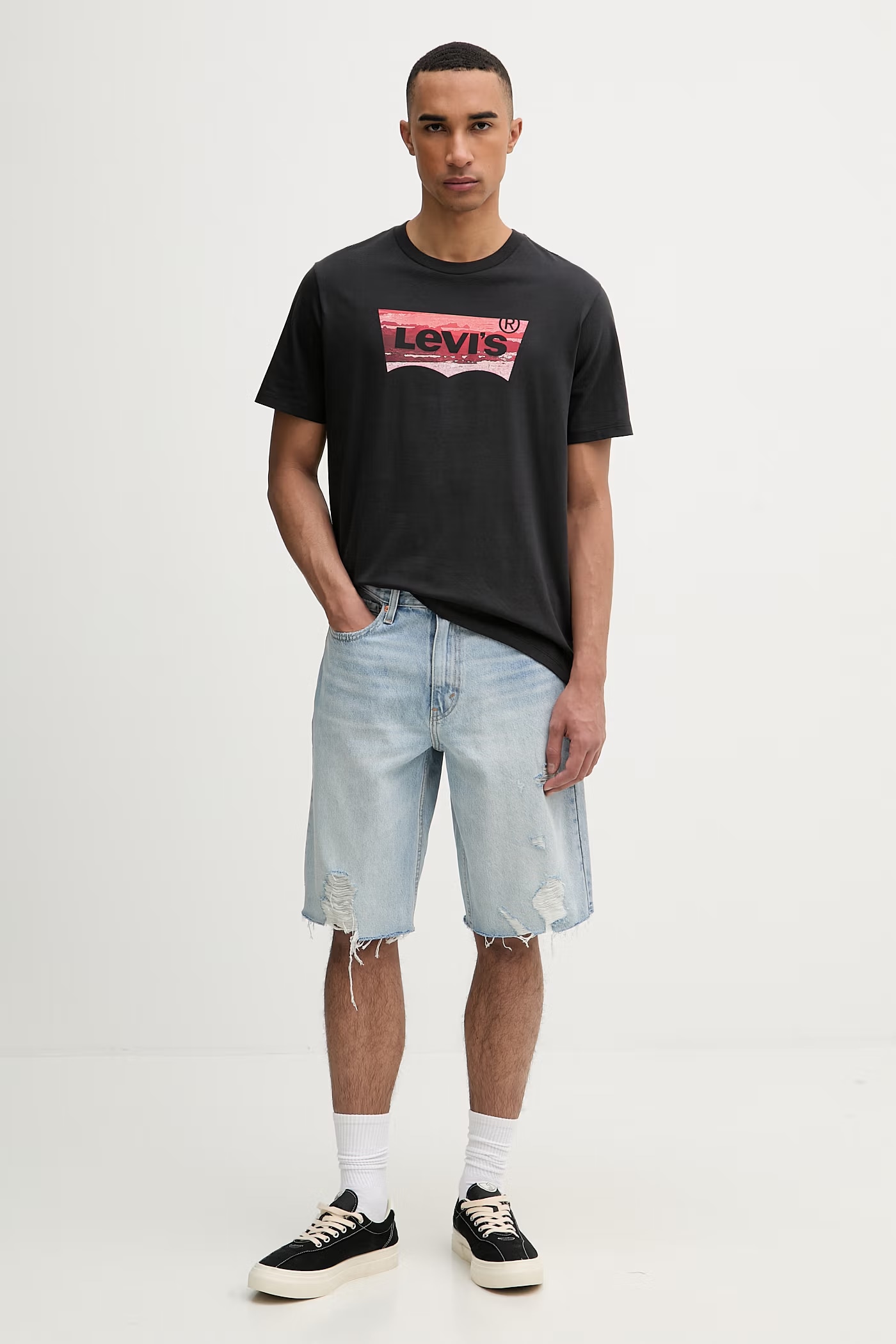 GRAPHIC CREWNECK TEE COASTAL FILLED BW