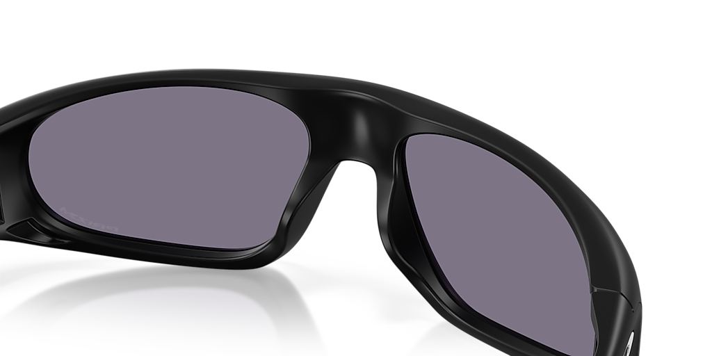 Oakley, INJECTED UNISEX SUNGLASS