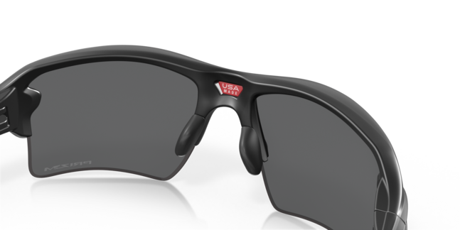 Oakley, INJECTED MAN SUNGLASS