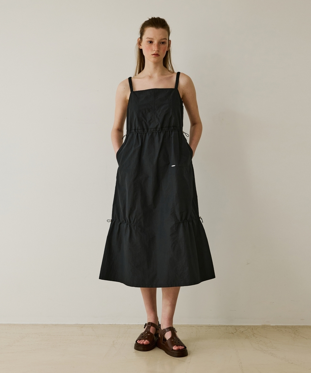 WOMEN LAYERED SLEEVELESS ONE-PIECE DRESS