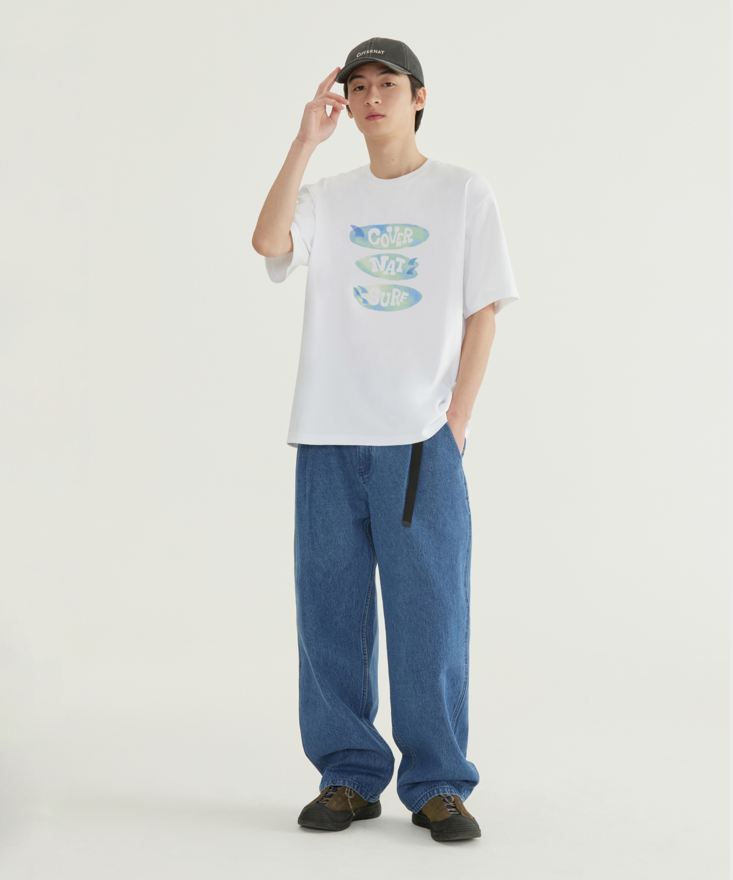 SURFBOARD GRAPHIC T-SHIRT