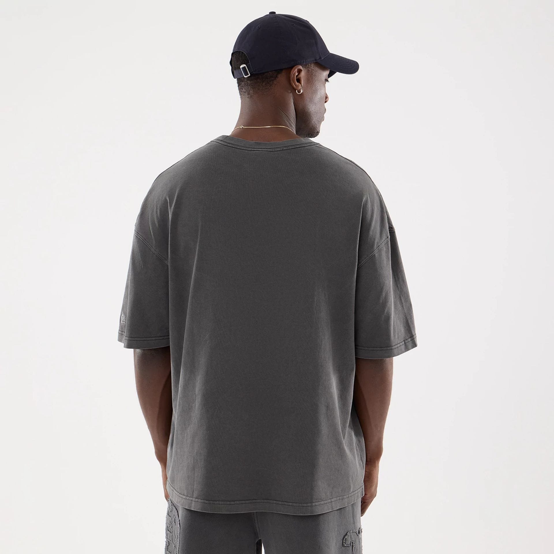 OV SS TEE STREET ARCHIVED BLACK