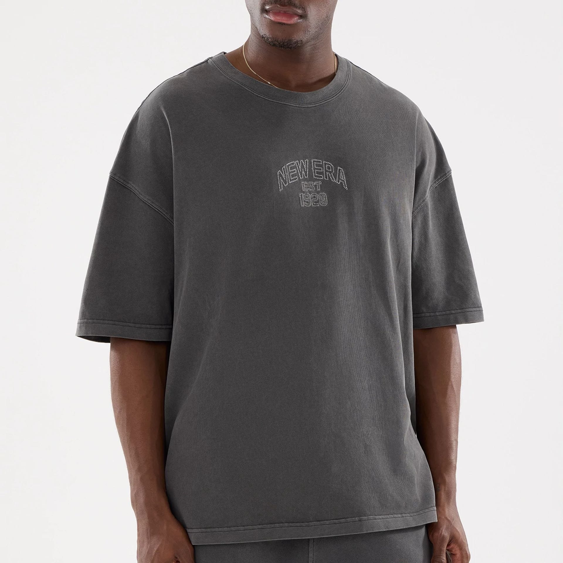 OV SS TEE STREET ARCHIVED BLACK