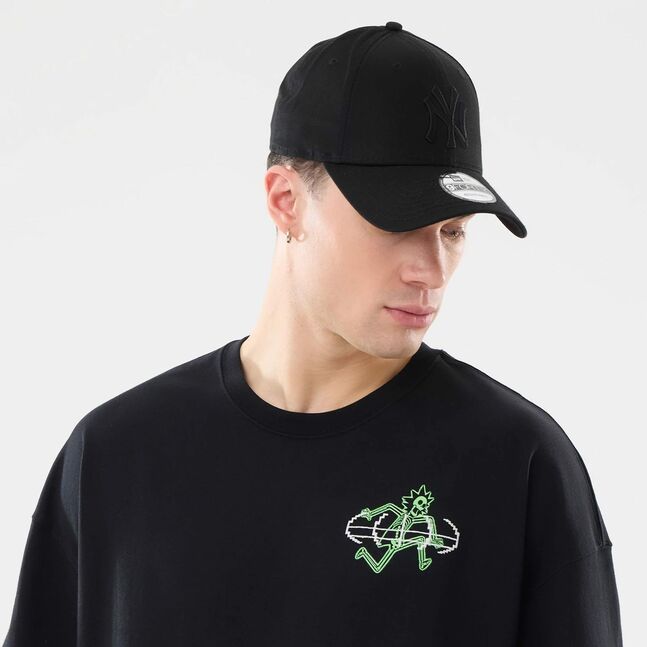 OV SS TEE RICK MORTY RICMTY CEBLACK