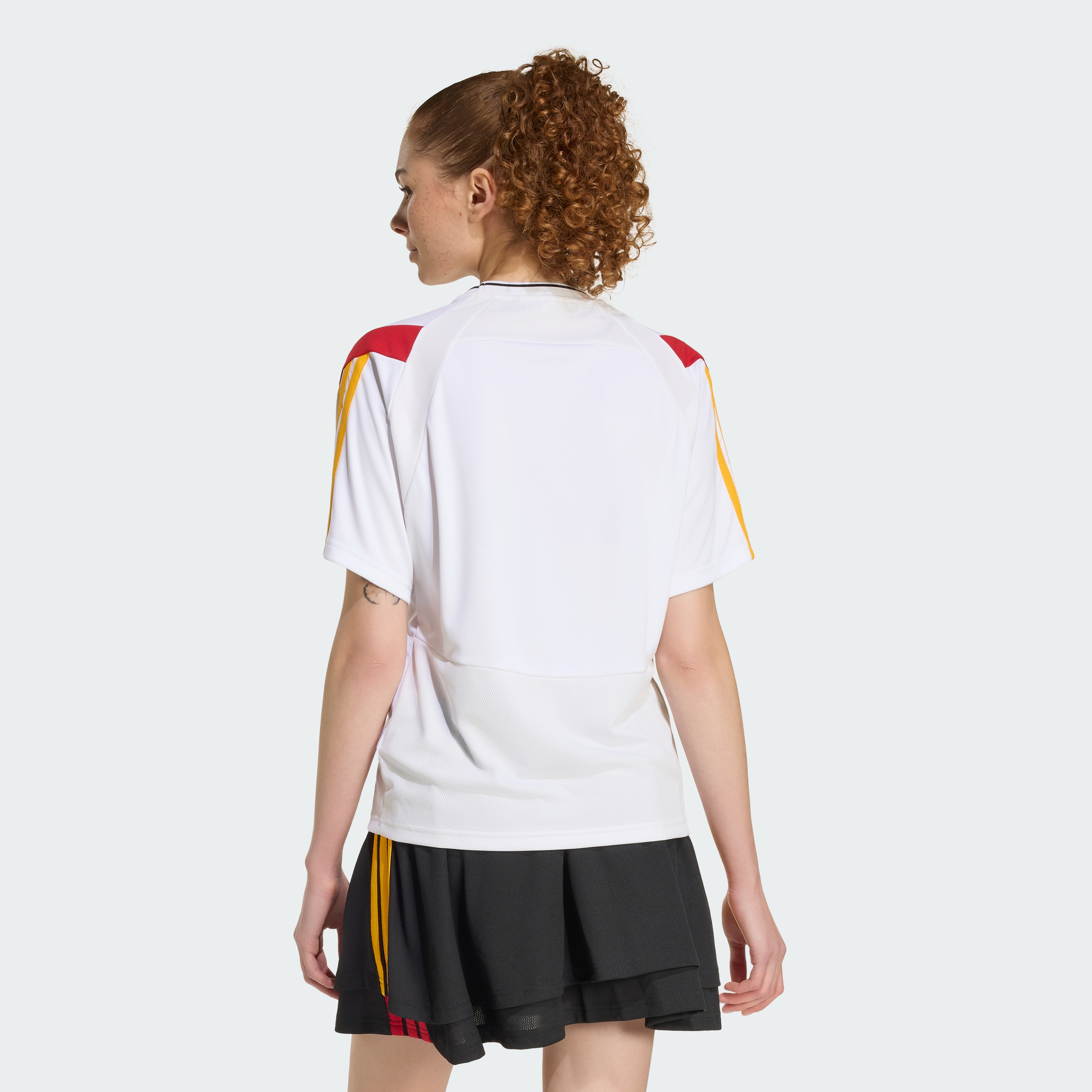 W HER TEE WHITE/BLACK/TEPORE/C