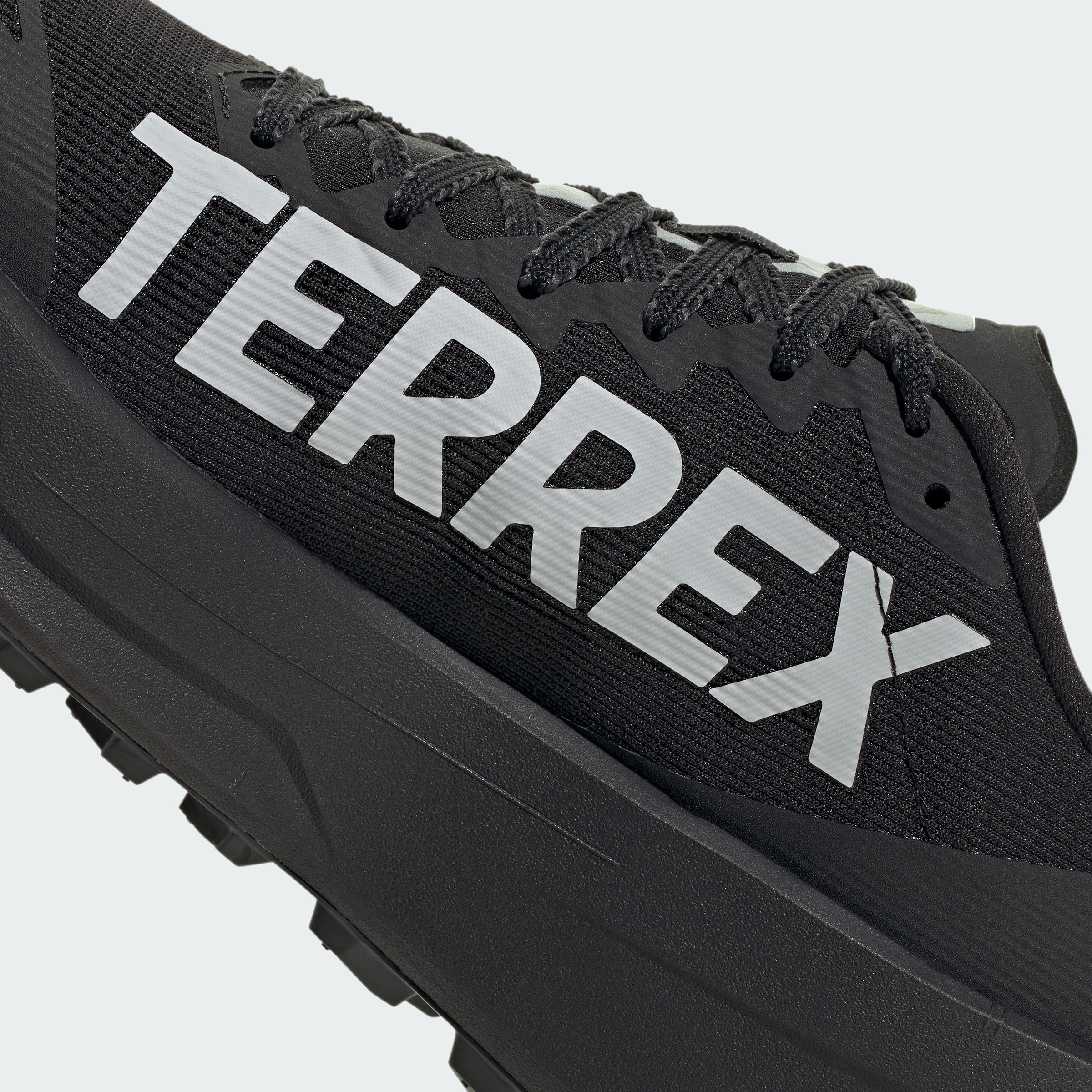 TERREX AGRAVIC SL CBLACK/GRETWO/CBLACK
