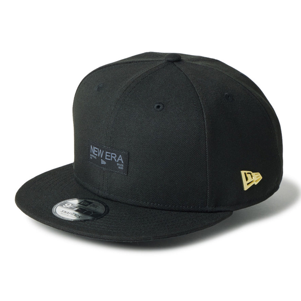 950 METAL FLAG BLK GLD 261 INTL
