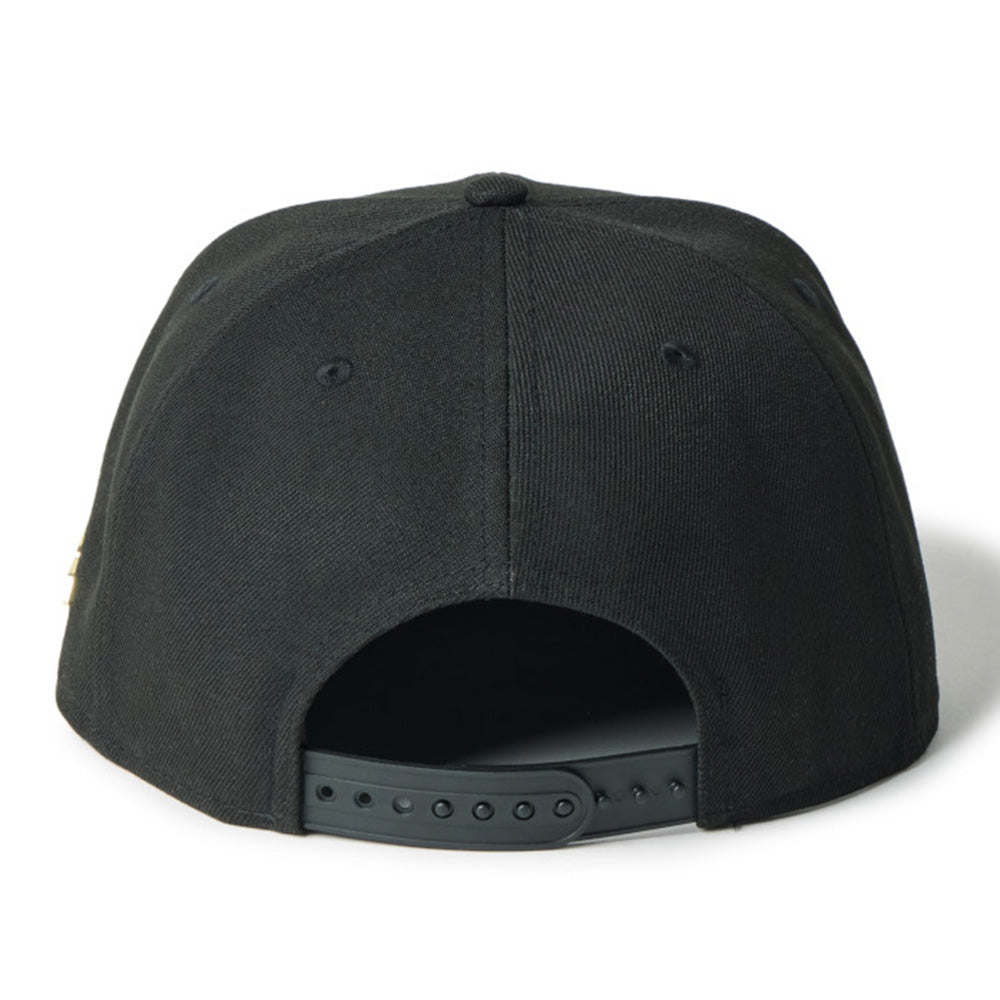 950 METAL FLAG BLK GLD 261 INTL