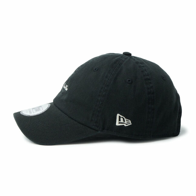 CC STRAP LOGO BLK 261 INTL