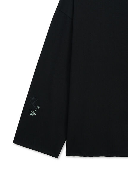 RAW HEM FINISHED BOAT NECK TOP