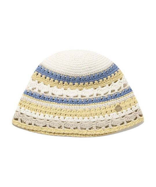 CLOVER HEART KNIT BUCKET HAT