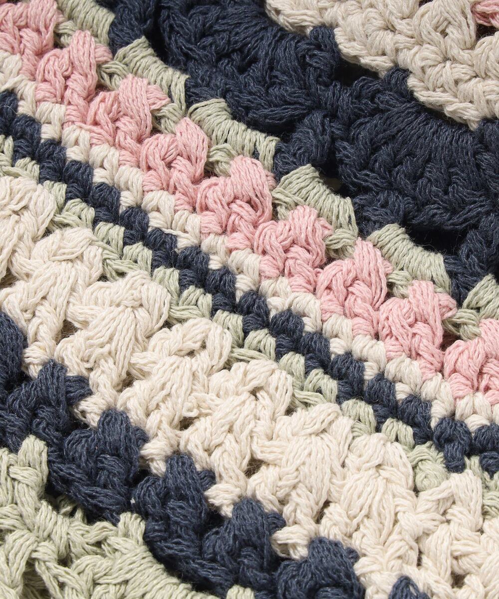 CLOVER HEART KNIT BUCKET HAT