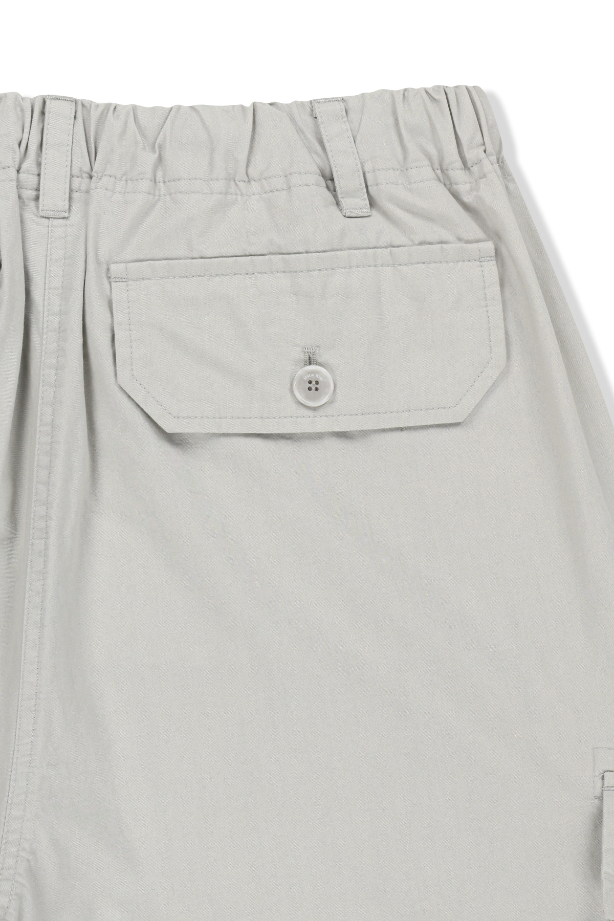 WASHED COTTON PATCH POCKET BERMUDA PANTS