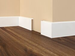 TURN-XK80MM SOLIDCORE SKIRTING 2.4M WHITE