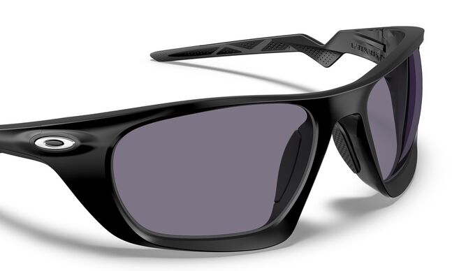 Oakley, INJECTED MAN SUNGLASS