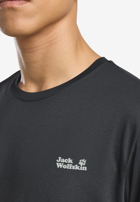 VONNAN GRAPHIC T M