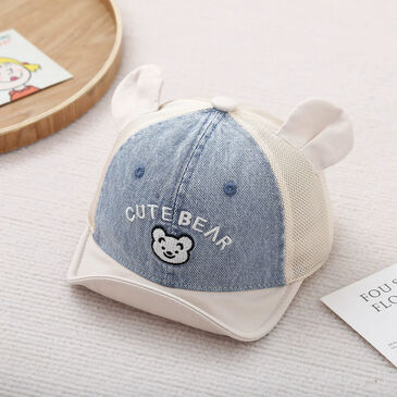 Малгай чихтэй Cute bear