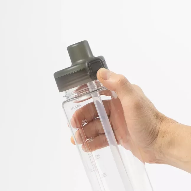 CLEAR BOTTLE STRAW 0.75L