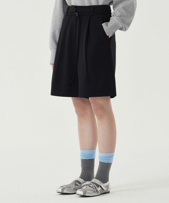 WOMAN BELTED BERMUDA SHORTS