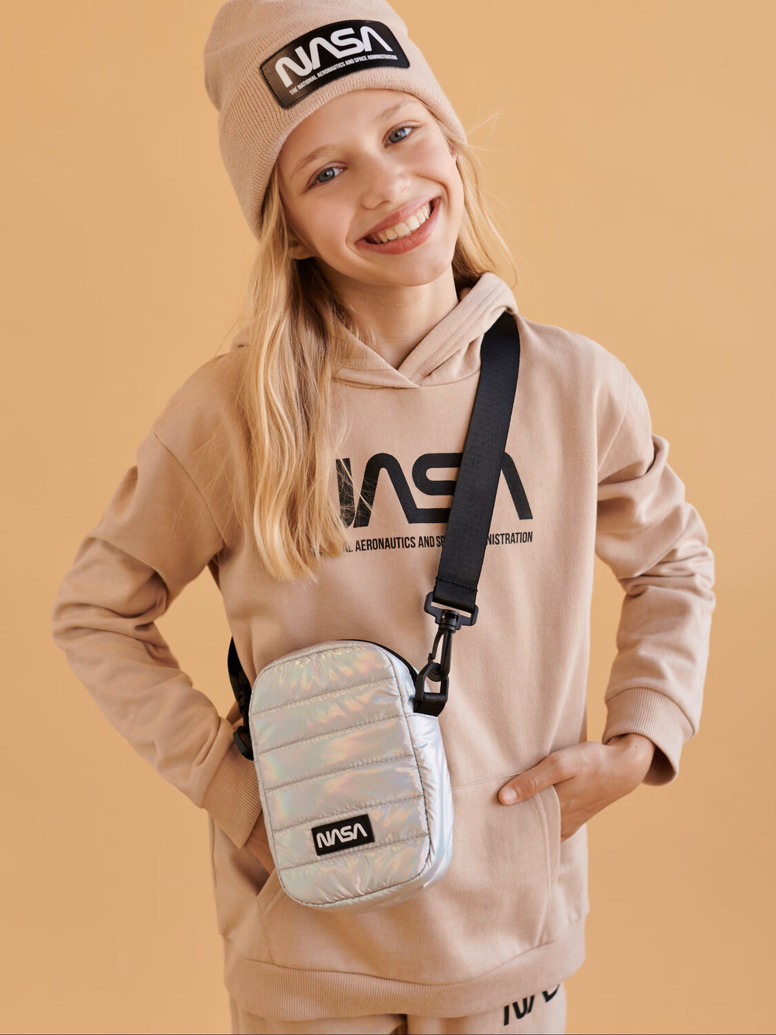 Кроссбоди цүнх (Crossbody bag)